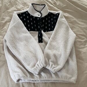 Ann Taylor Loft Cozy White and Black Fleece Pullover